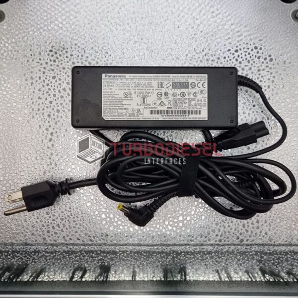 Cargador-Panasonic-Original-15-6- volts-7-05-ampers